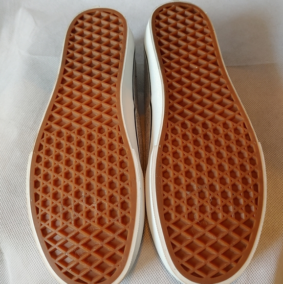 Van's grey size 9 women's/7.5 men's - Picture 6 of 8